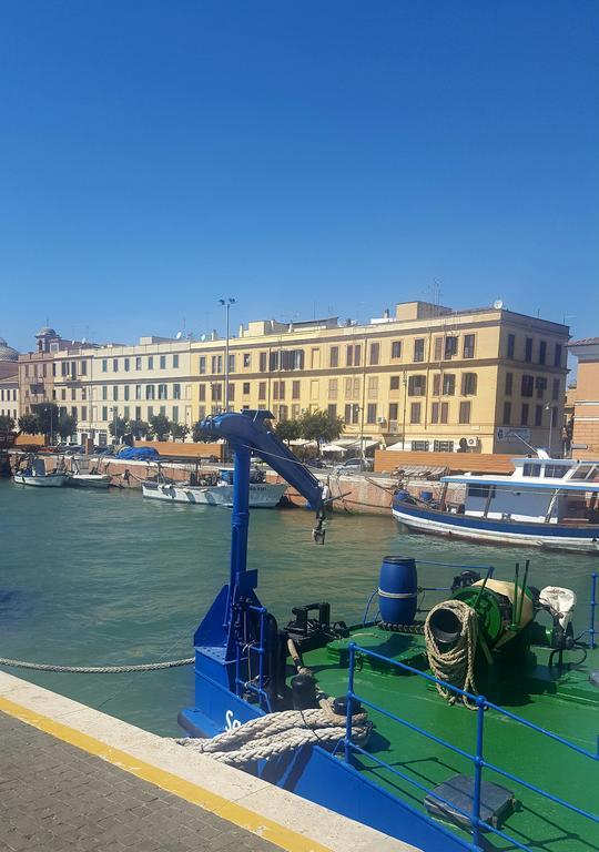Casa Vacanze Giramondo Fiumicino Exteriér fotografie